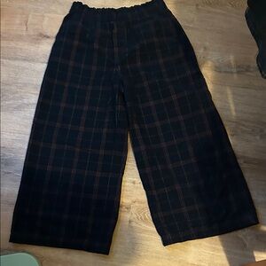 Women’s courduroy wide leg pants